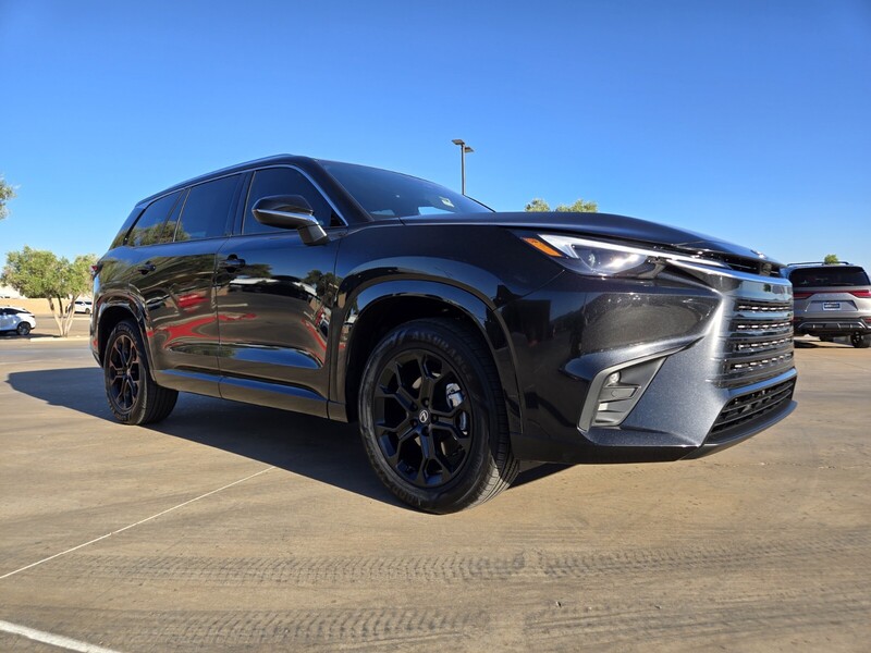 2026 Lexus TX 350 photo 2