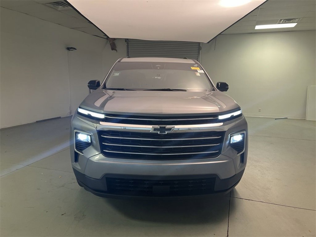 2024 Chevrolet Traverse 1LT photo 2