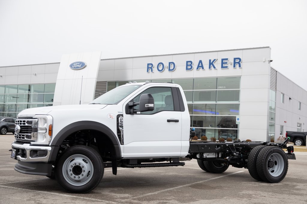 2024 Ford F-550 XL photo 2