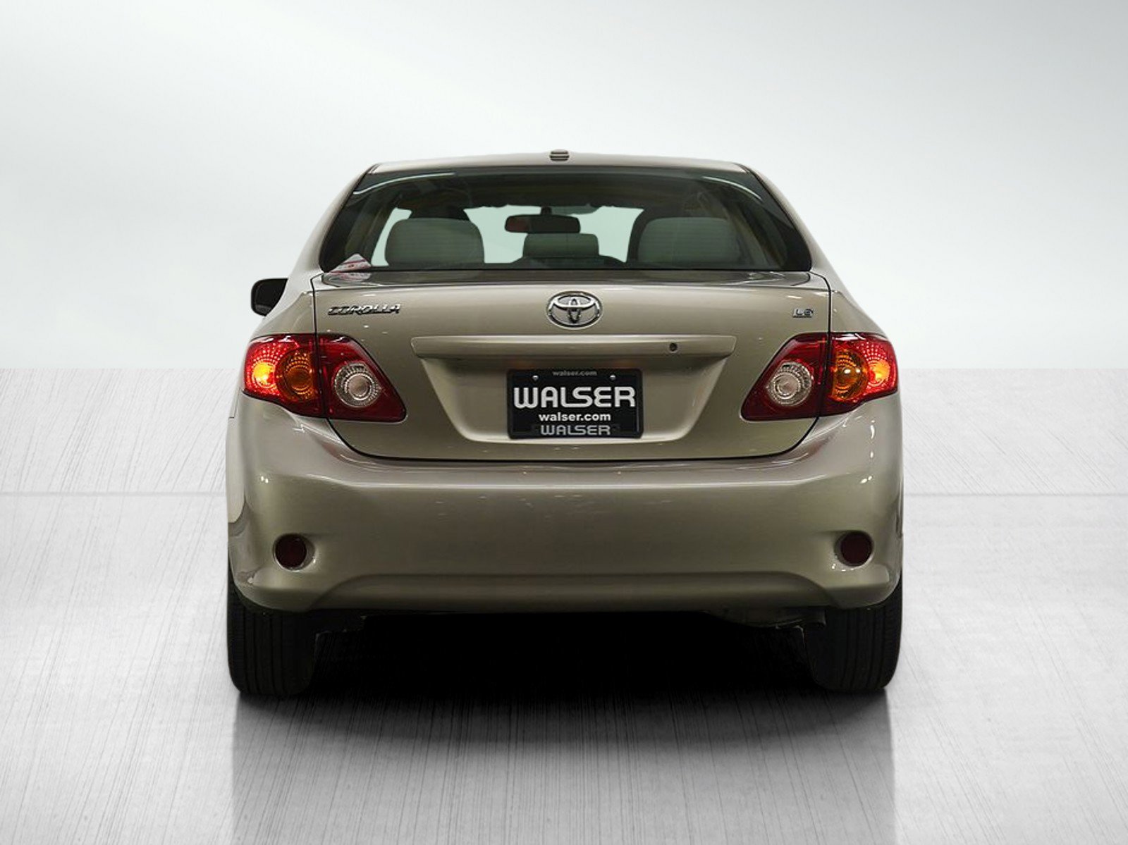 2009 Toyota Corolla LE photo 4