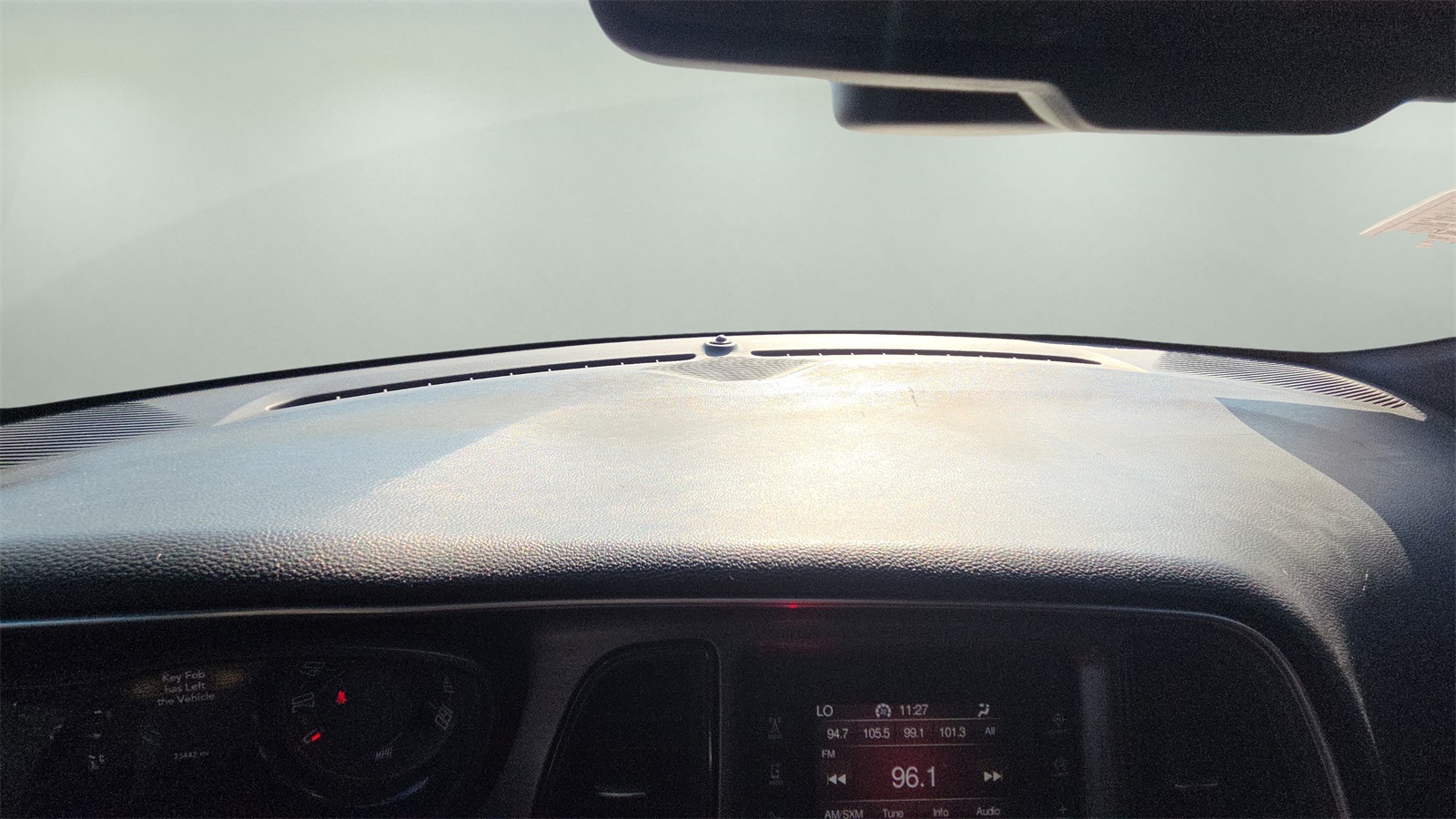 2017 Dodge Challenger SXT's photo