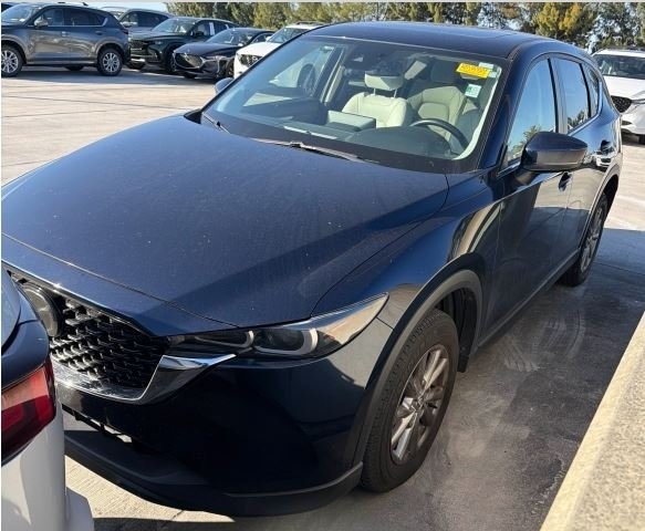 2023 Mazda CX-5 S Preferred package