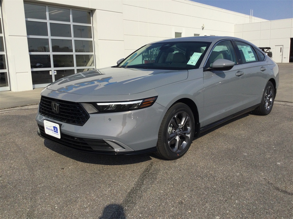 2025 Honda Accord Hybrid EX-L photo 8
