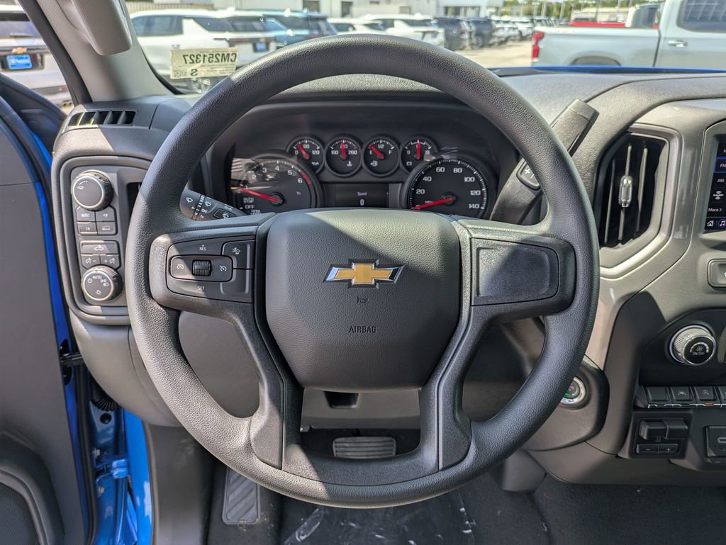 2025 Chevrolet Silverado 1500 Custom photo 14