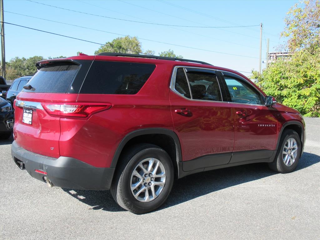 2021 Chevrolet Traverse photo 3