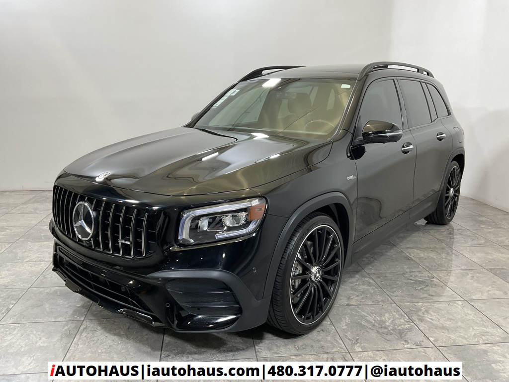 2022 Mercedes Benz GLB 35 AMG 4MATIC photo 2