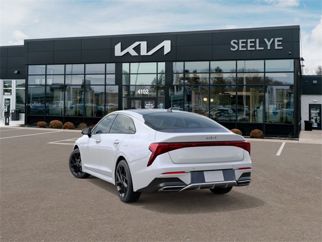2026 Kia K5 GT-Line photo 3