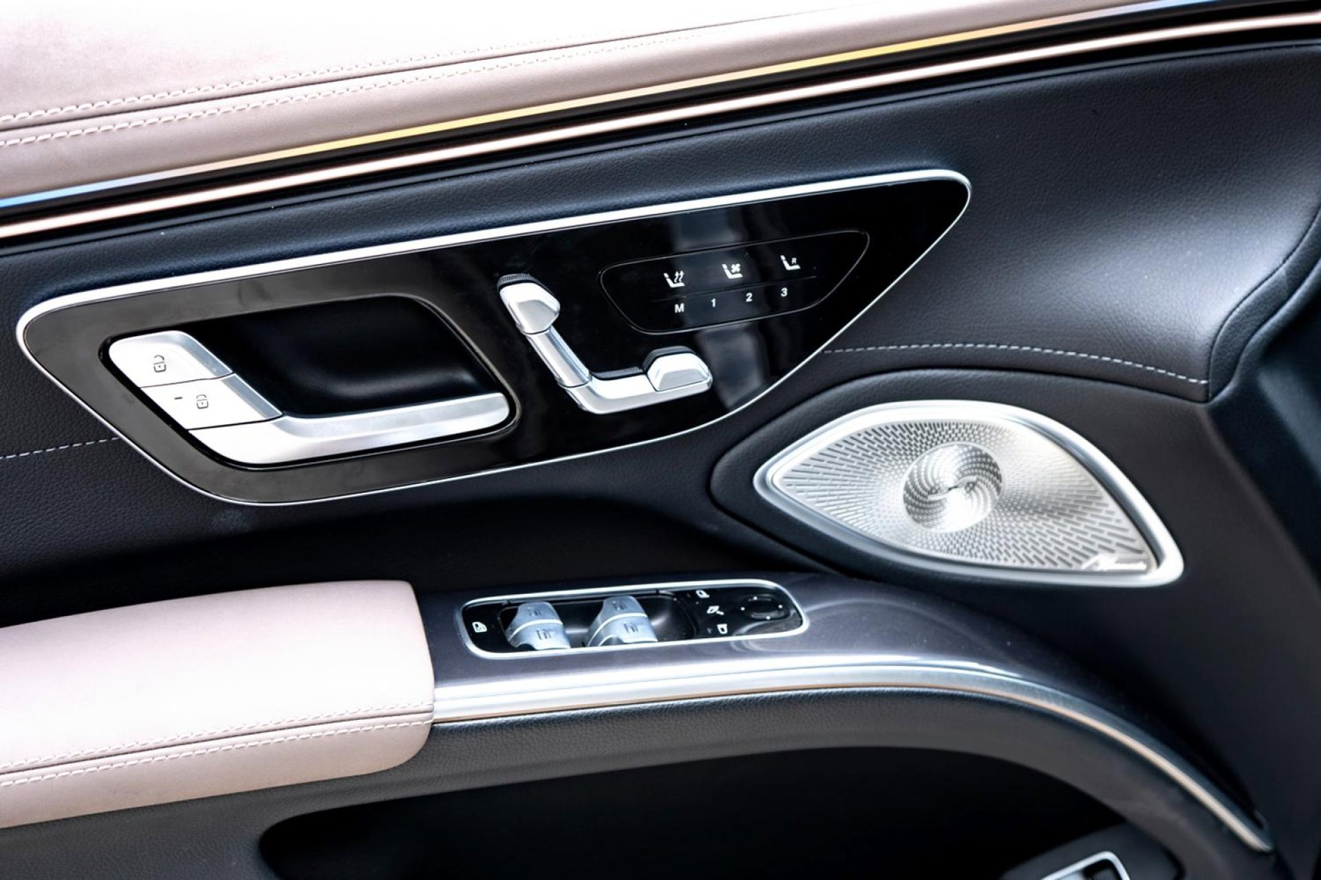 2023 Mercedes Benz EQS-Class Sedan photo 12