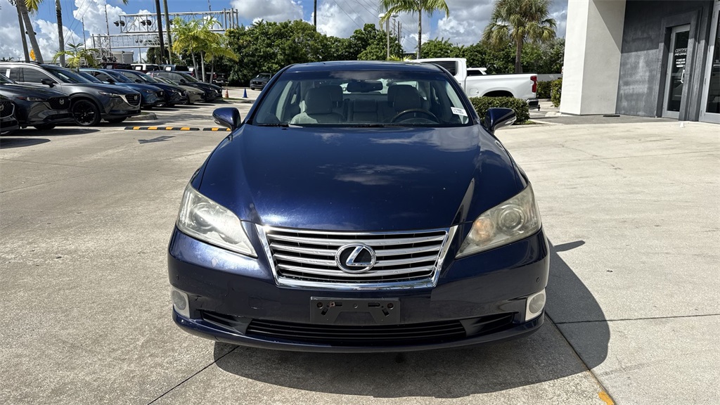 2011 Lexus ES 350 photo 7