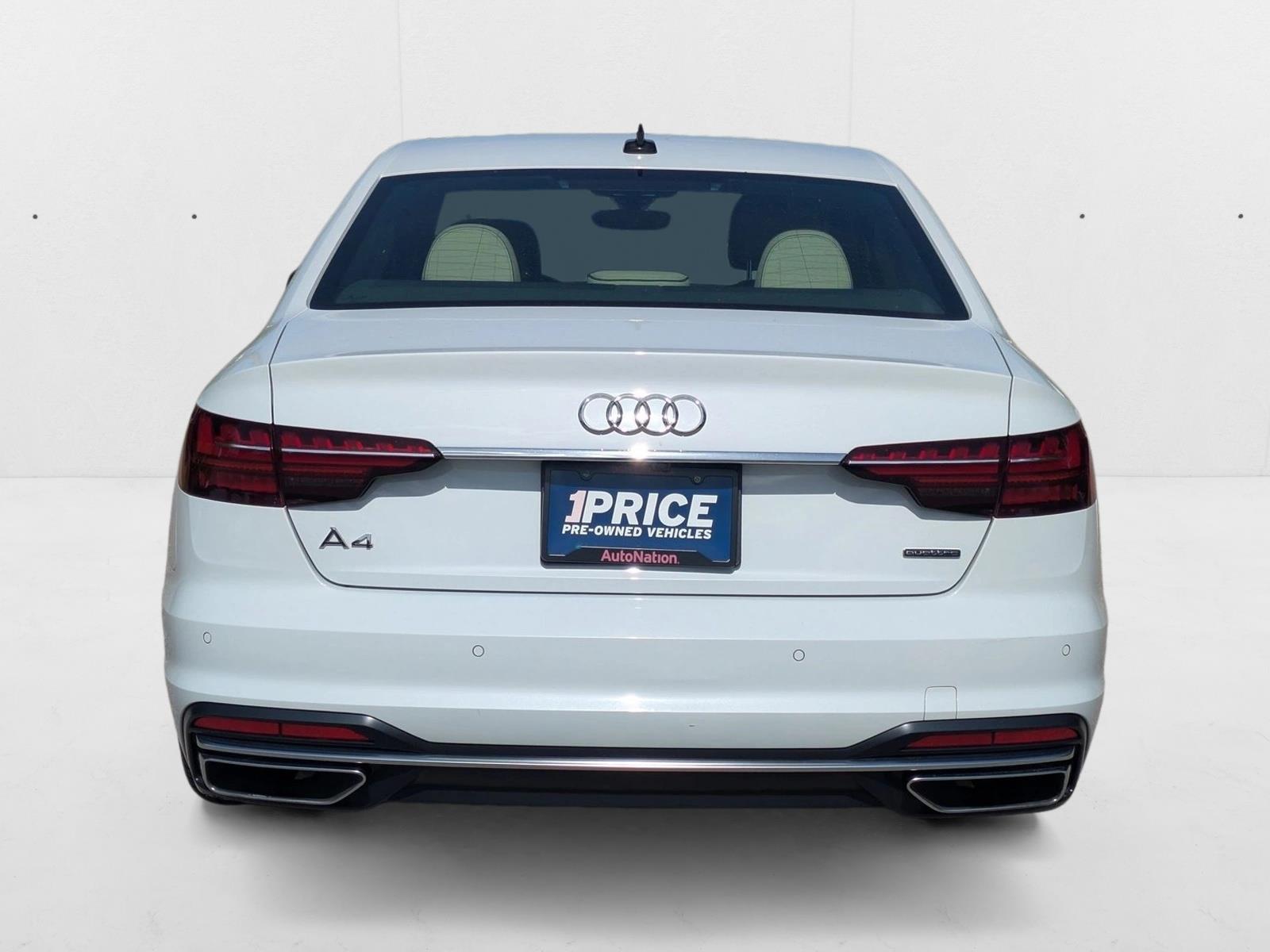 2022 Audi A4 S line Premium Plus 45 TFSI Quattro photo 4
