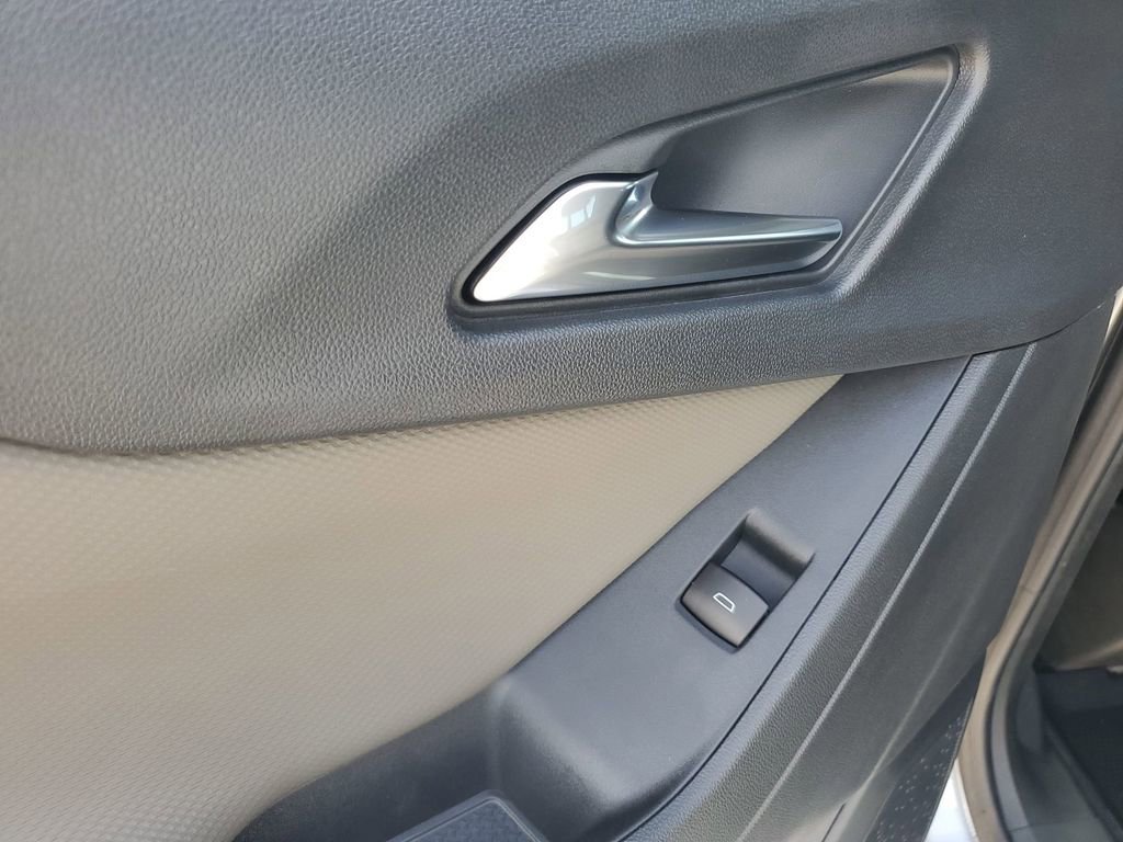2026 Chevrolet Equinox LT photo 41
