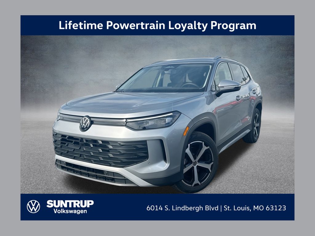 2025 Volkswagen Tiguan SE's photo