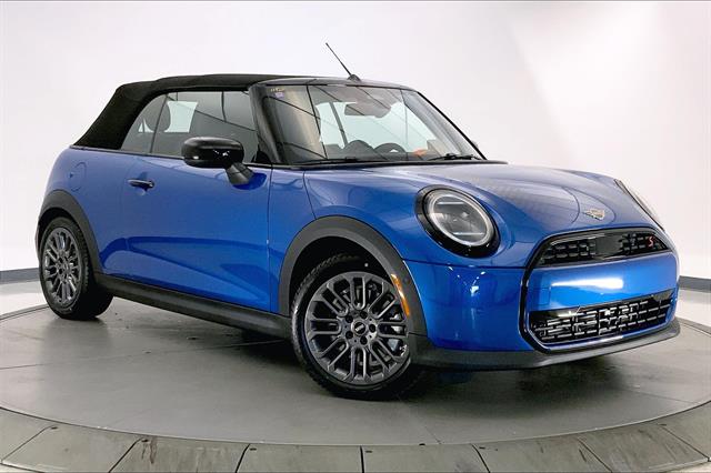 2026 MINI Convertible S's photo