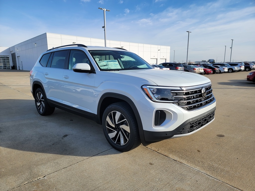 2026 Volkswagen Atlas SE w/Tech's photo