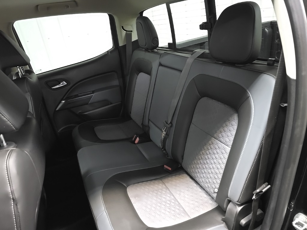 2022 Chevrolet Colorado Z71 photo 31
