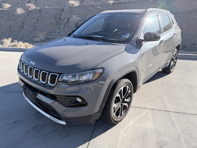 2023 Jeep Compass Limited's photo