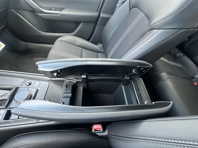 2025 Mazda CX-50 2.5 Select photo 24