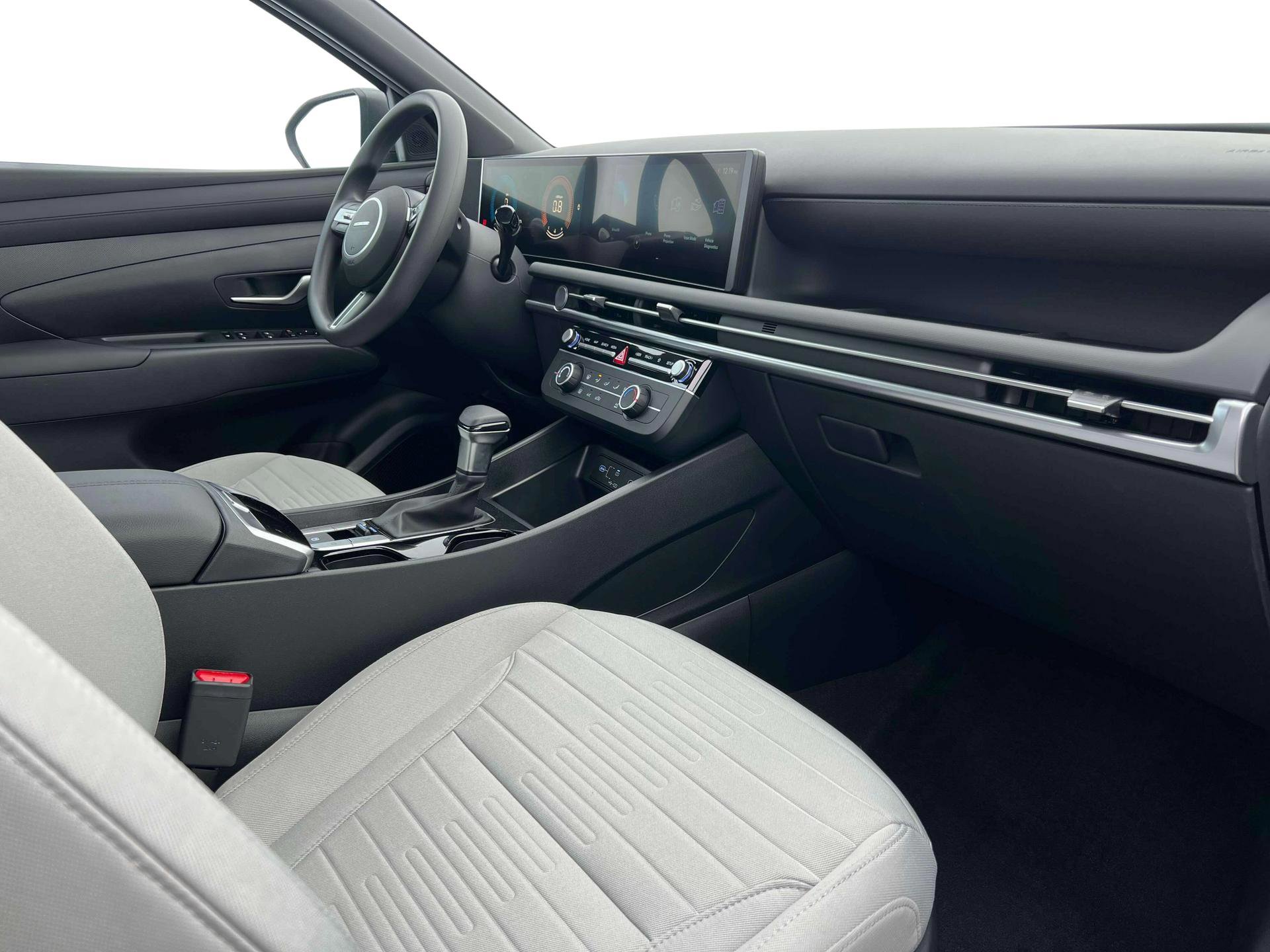 2026 Hyundai Santa Cruz SE photo 15