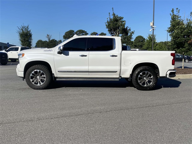 2023 Chevrolet Silverado 1500 High Country photo 9