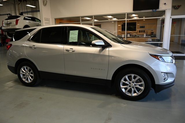 2019 Chevrolet Equinox LT photo 4