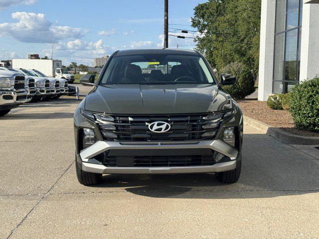 2025 Hyundai Tucson SE photo 17