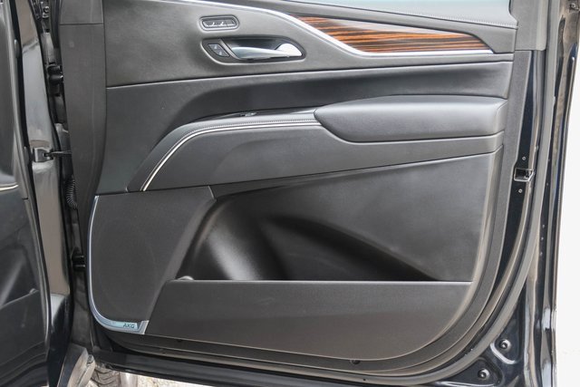 2023 Cadillac Escalade ESV Luxury photo 19