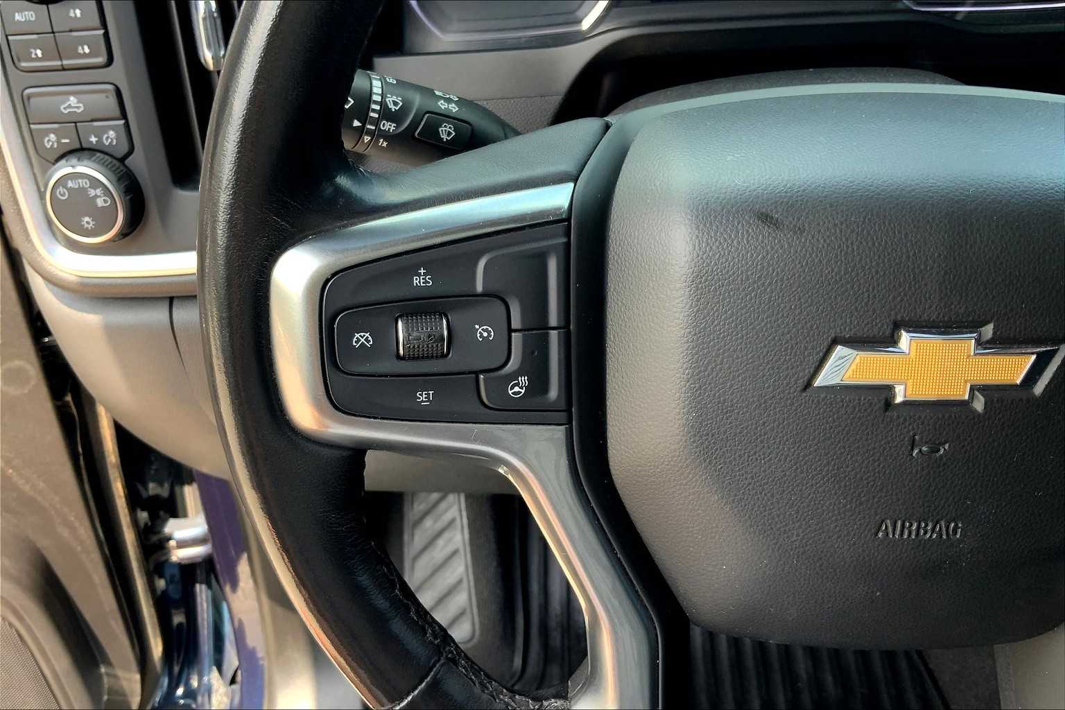 2020 Chevrolet Silverado 1500 LT photo 21