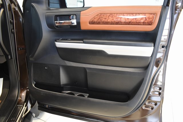 2020 Toyota Tundra Platinum Grade photo 10