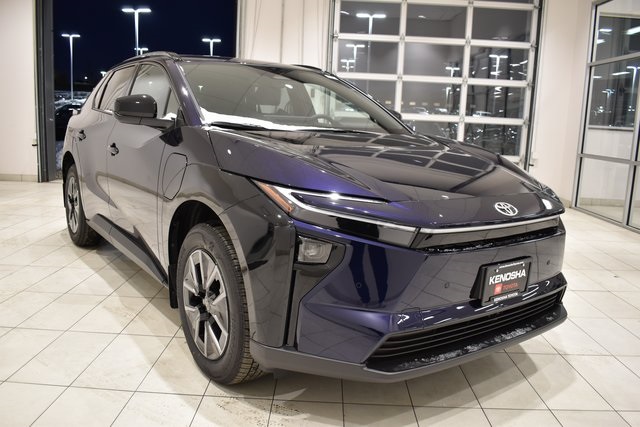 2026 Toyota bZ XLE's photo