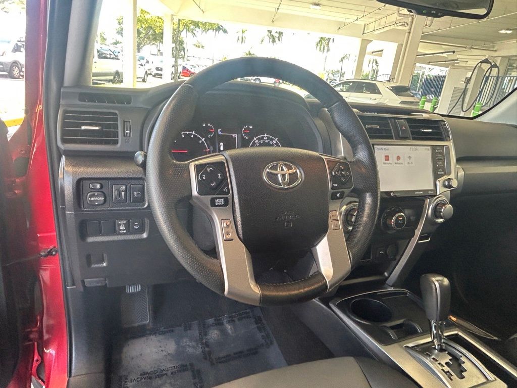 2023 Toyota 4Runner SR5 Premium photo 31