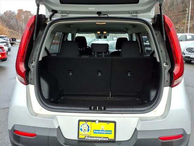 2020 Kia Soul LX photo 4