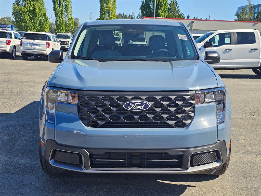 2025 Ford Maverick XLT photo 2
