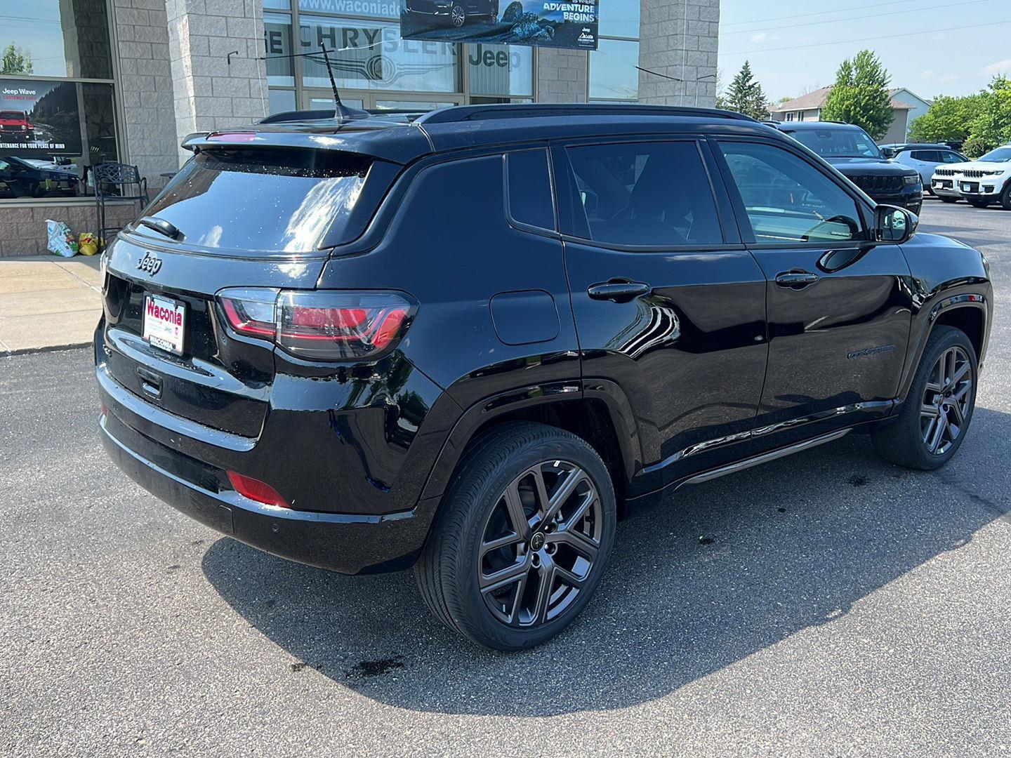 2025 Jeep Compass Limited photo 7