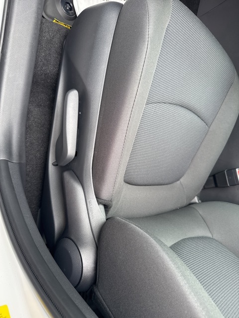2025 Toyota RAV4 LE photo 22