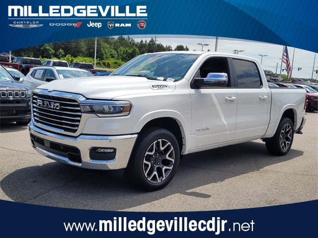 2025 Ram 1500 Laramie photo 3