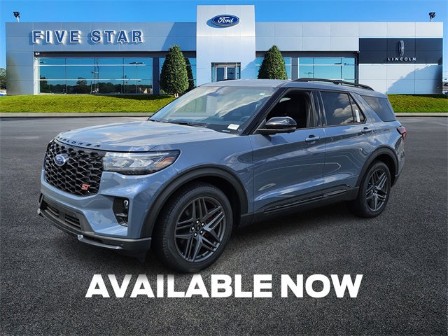 2025 Ford Explorer ST photo 3