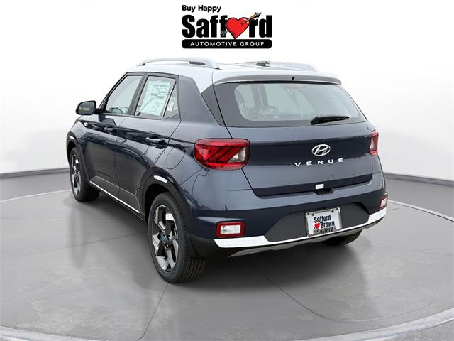 2026 Hyundai Venue SEL photo 4