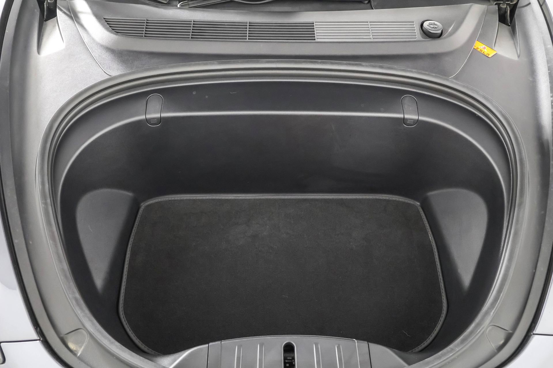 2019 Tesla Model 3 Long Range photo 29