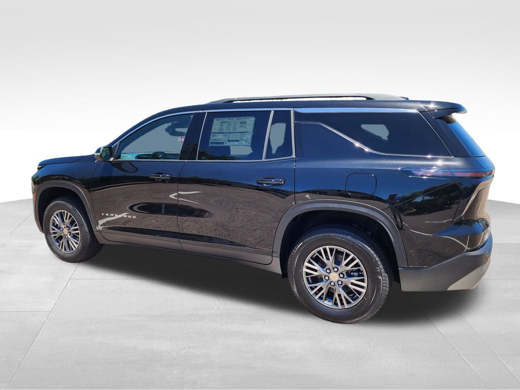 2025 Chevrolet Traverse photo 4