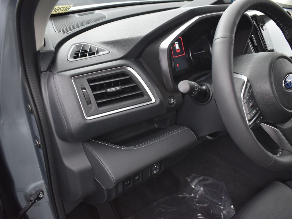 2025 Subaru Ascent Limited photo 6