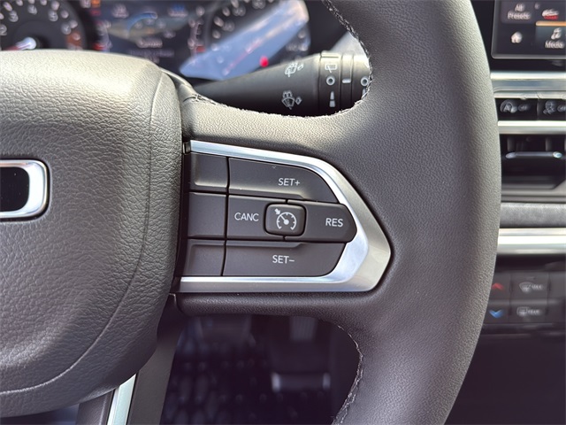 2025 Jeep Compass Latitude photo 12
