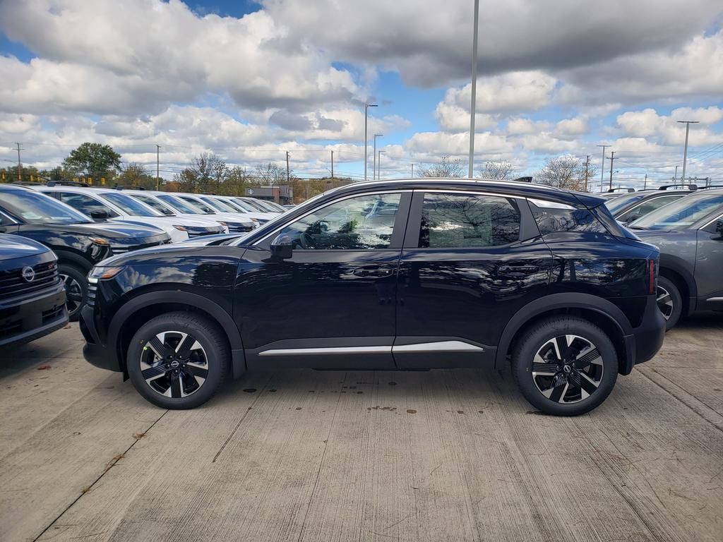 2026 Nissan Kicks SV photo 2