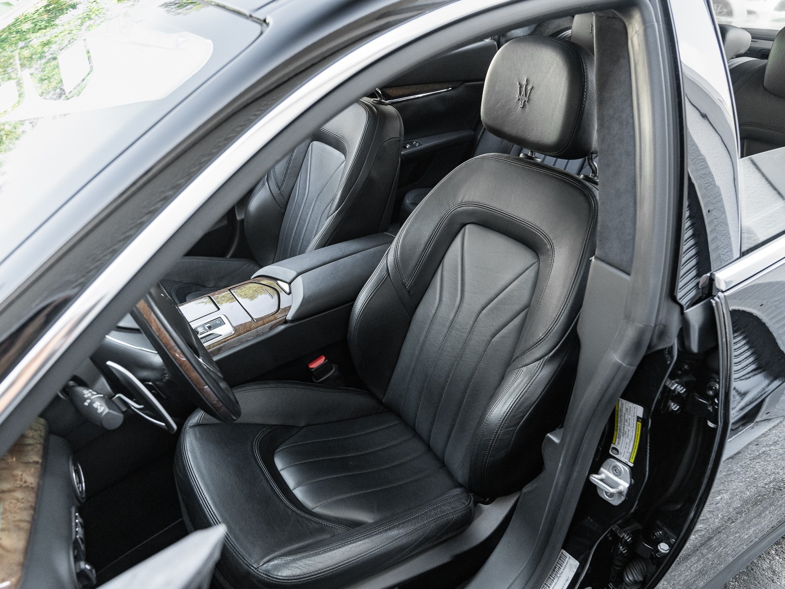 2014 Maserati Quattroporte GTS photo 8