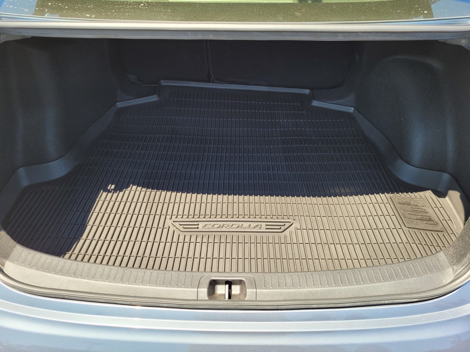2022 Toyota Corolla SE photo 28