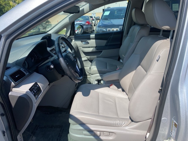 2015 Honda Odyssey EX-L photo 8