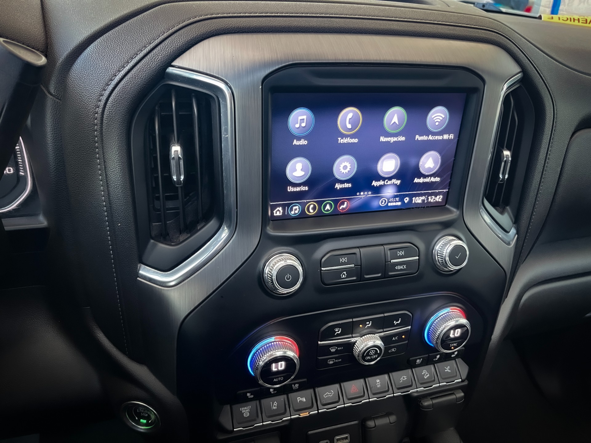 2023 Gmc Sierra 3500 Denali photo 8