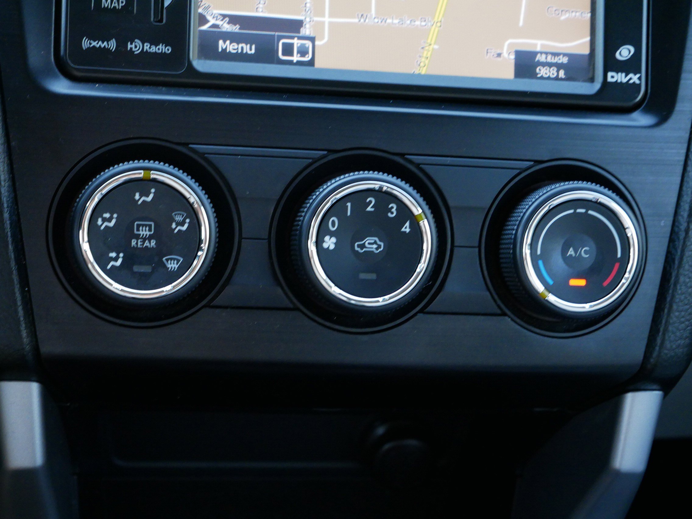 2015 Subaru Forester Premium photo 20