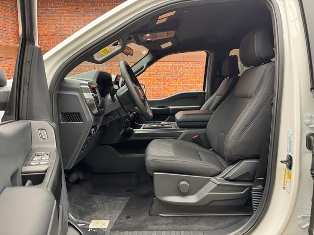 2025 Ford F-150 STX photo 21