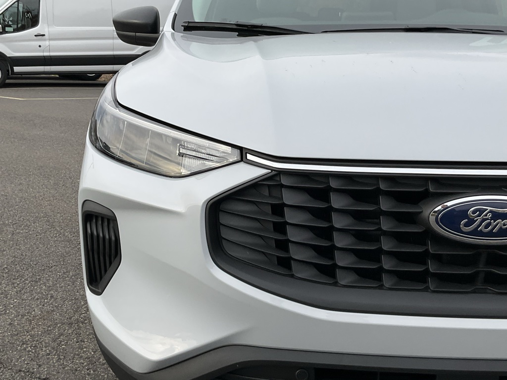 2026 Ford Escape Active photo 2