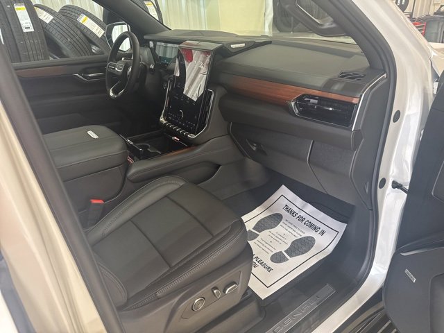 2025 Gmc Yukon Denali photo 36